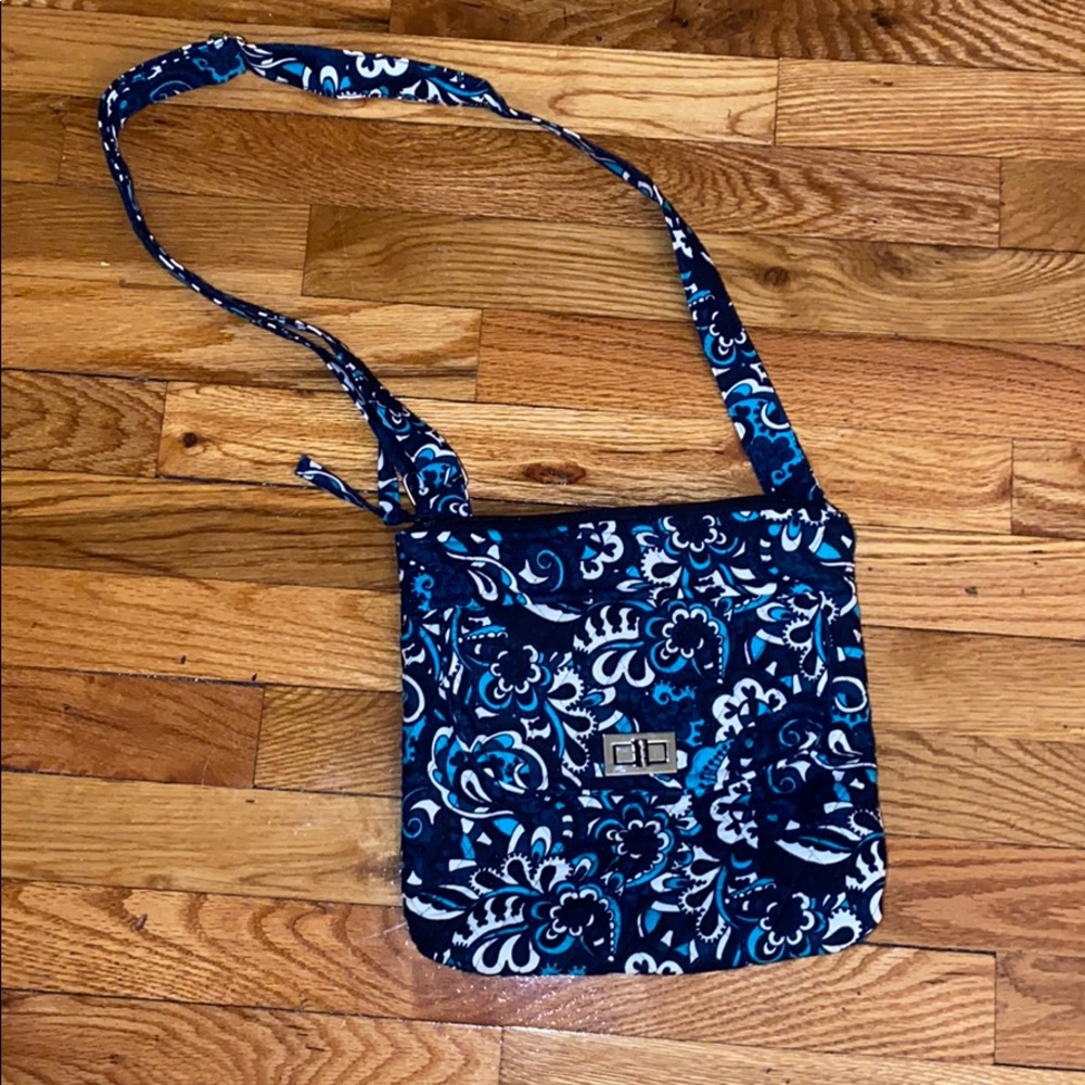 🌸Paisley Crossbody Bag🌸